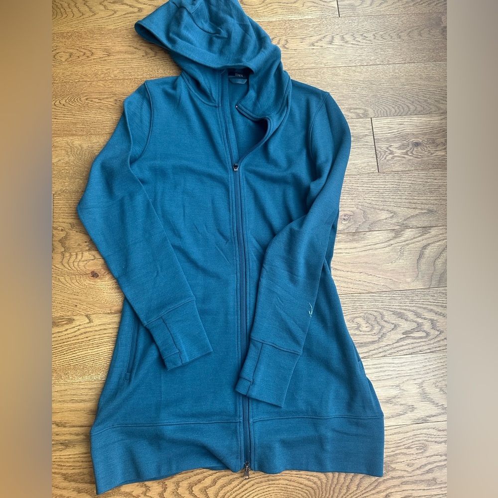 Ibex shak long jacket.